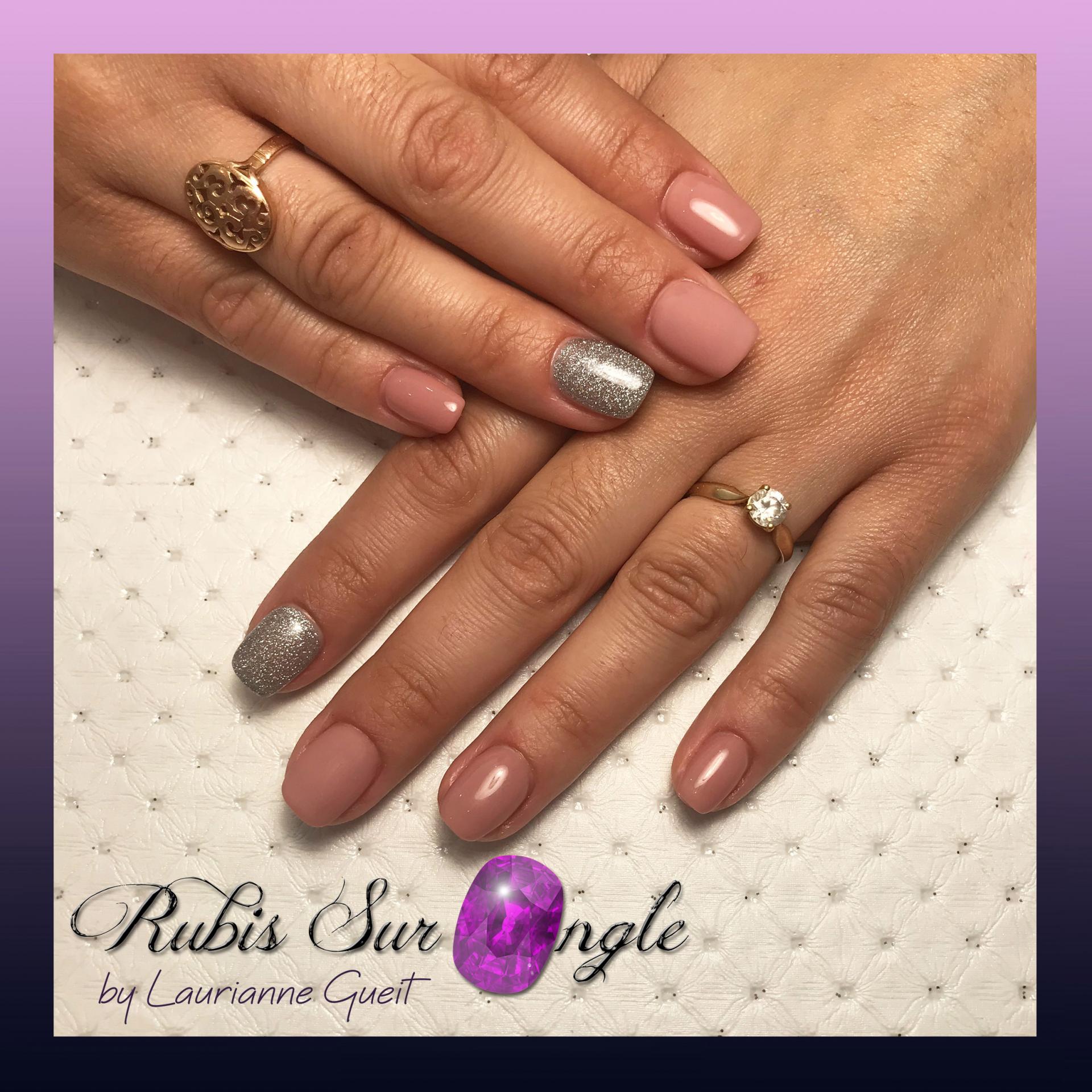 Rubis Sur Ongle Nail Art