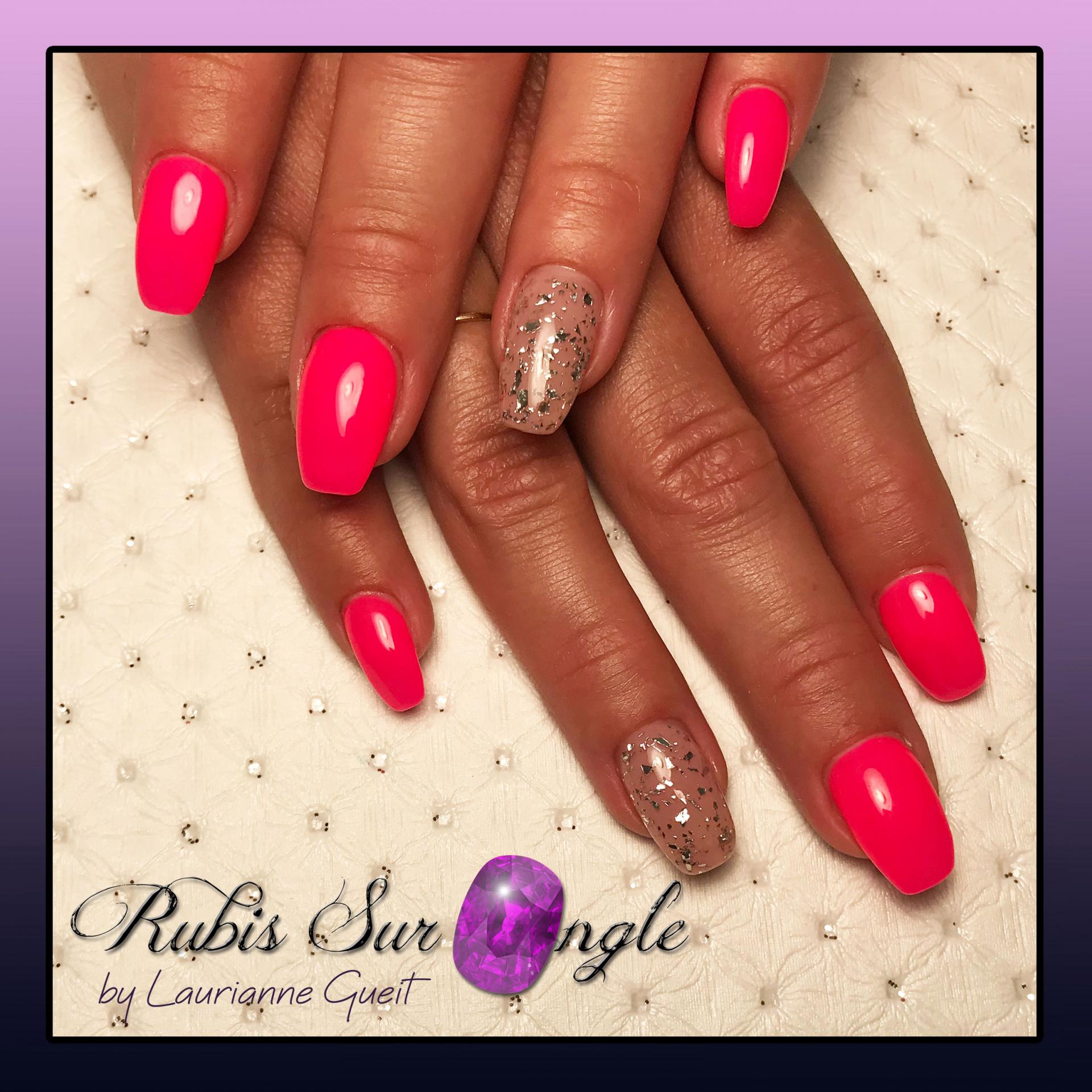 Rubis Sur Ongle Nail Art