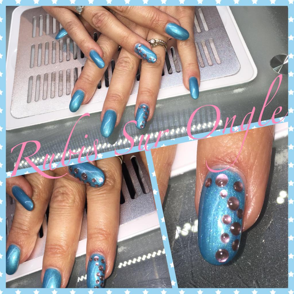 Rubis Sur Ongle