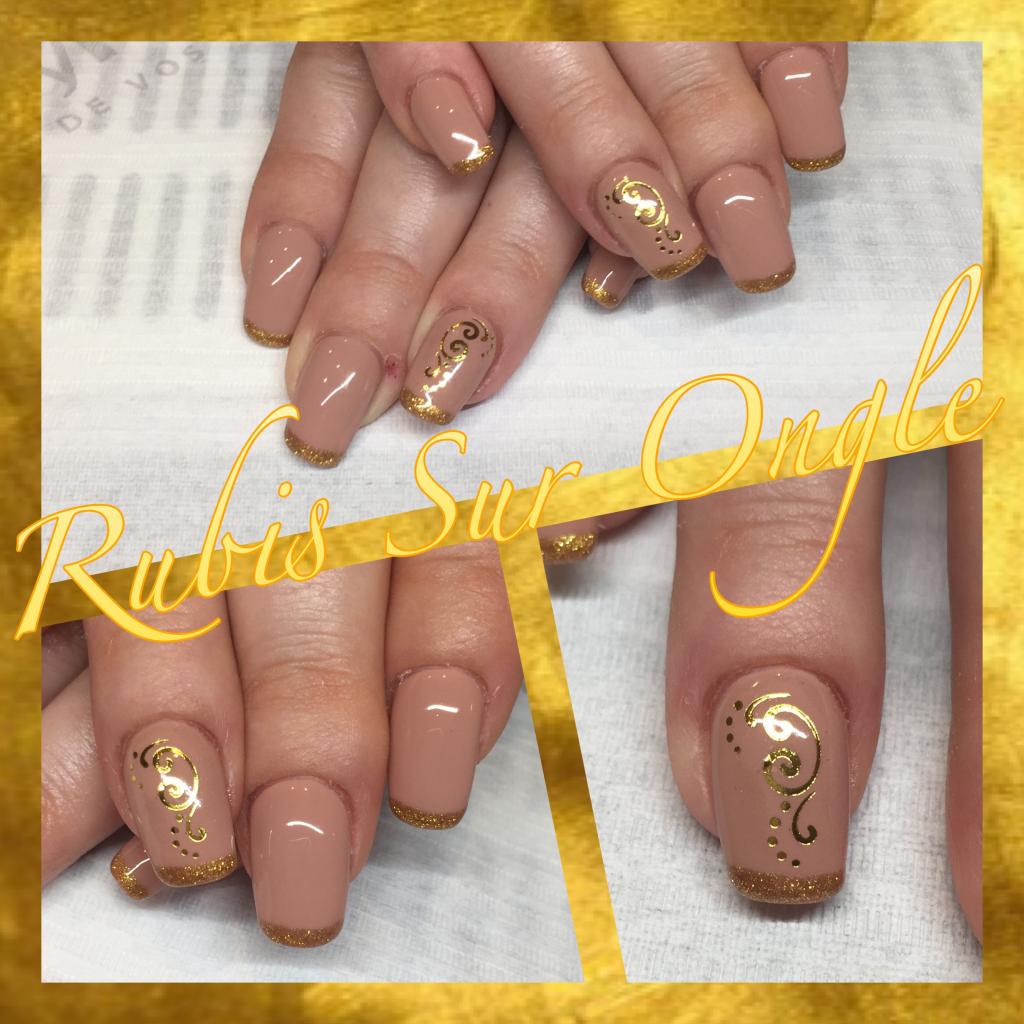 Rubis Sur Ongle