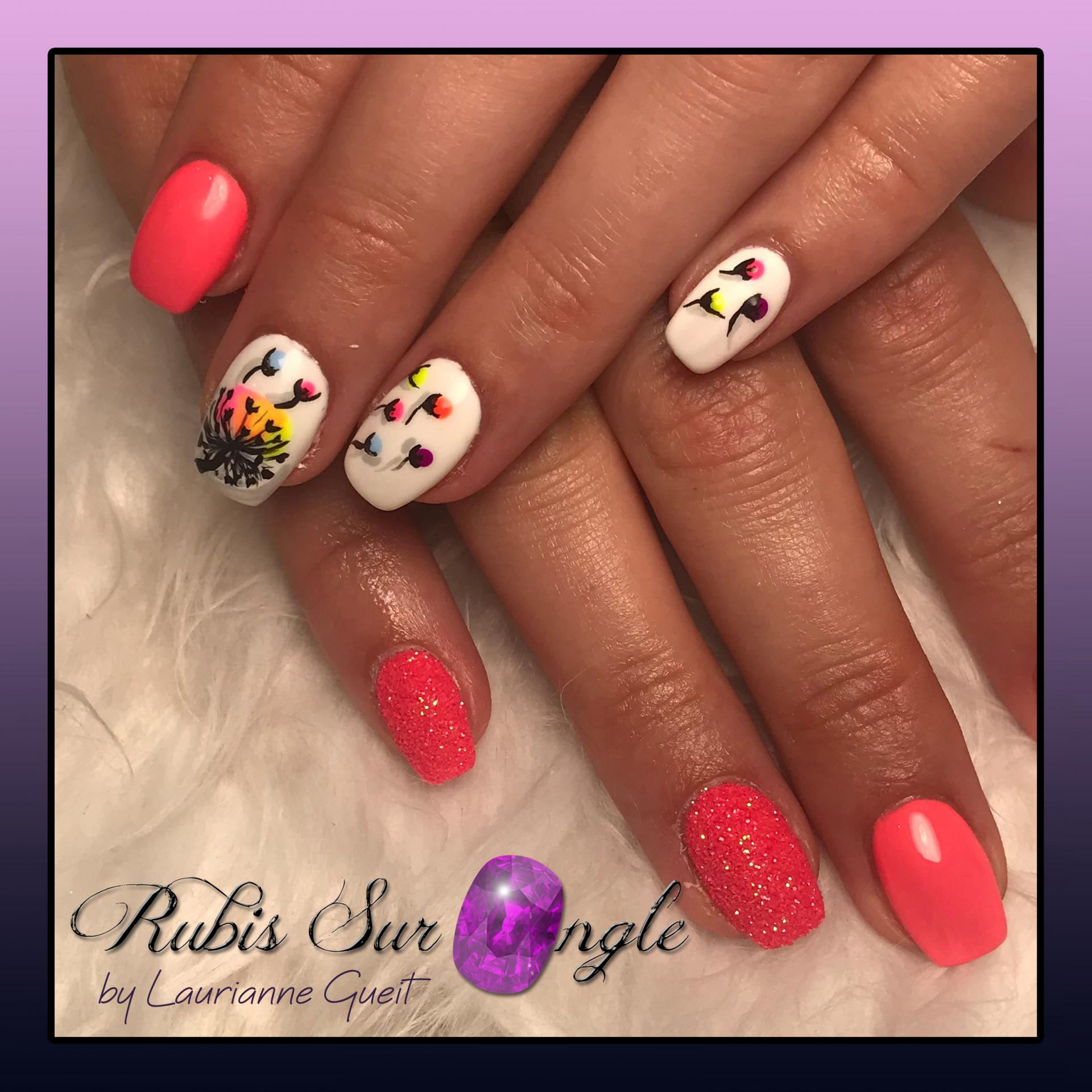 Rubis-Sur-Ongle-Nail-Art-Rose-Blanc