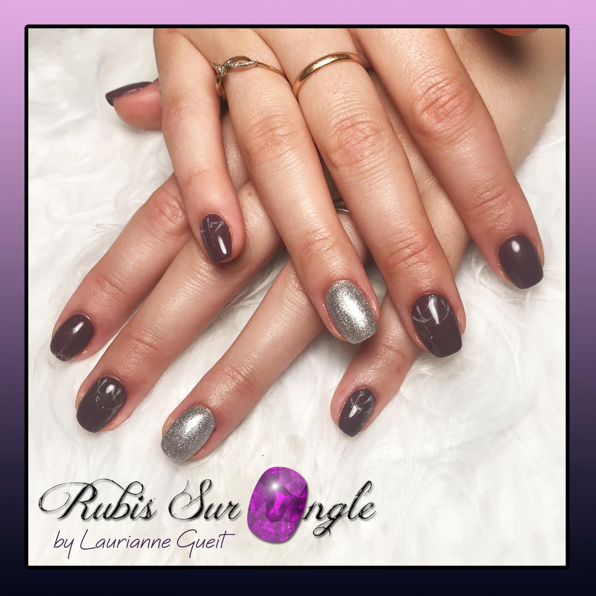 Rubis-Sur-Ongle-Nail-Art-Violet-Argent